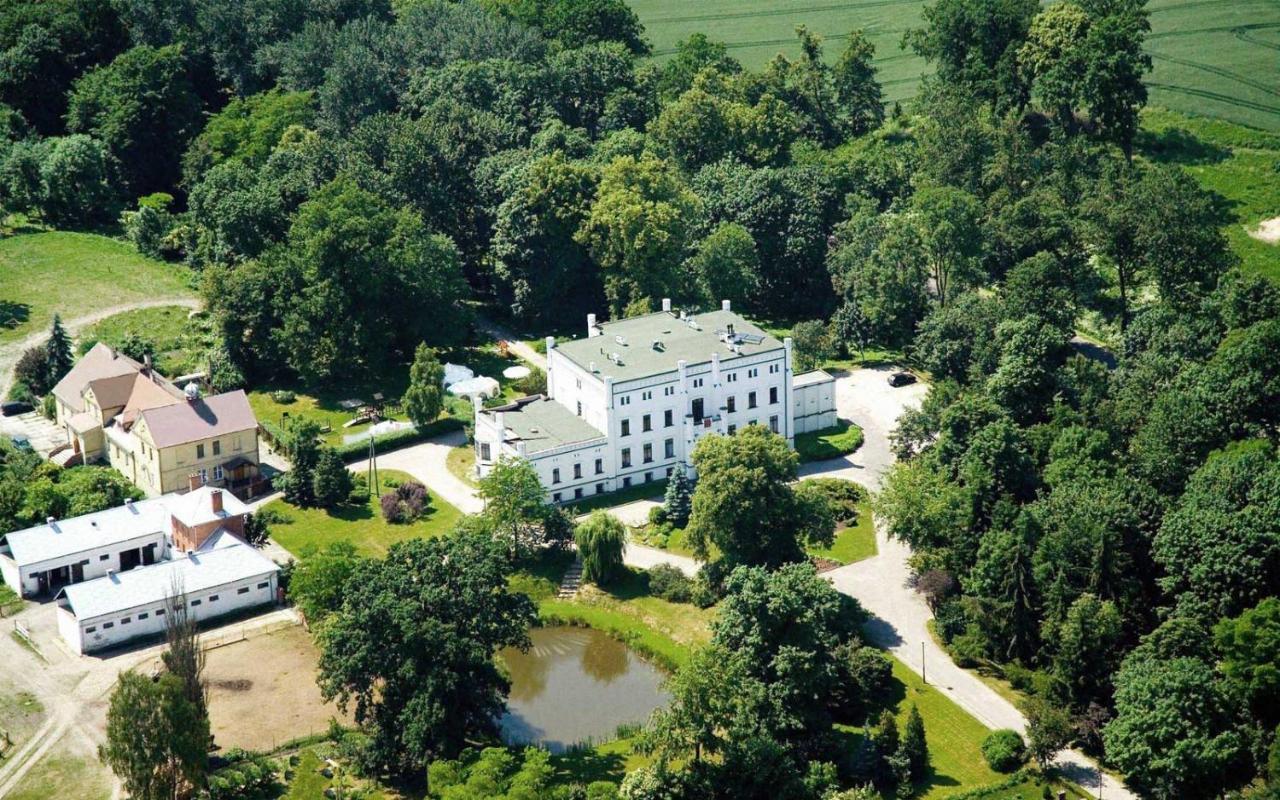 Palac Baloszyce Susz Kültér fotó