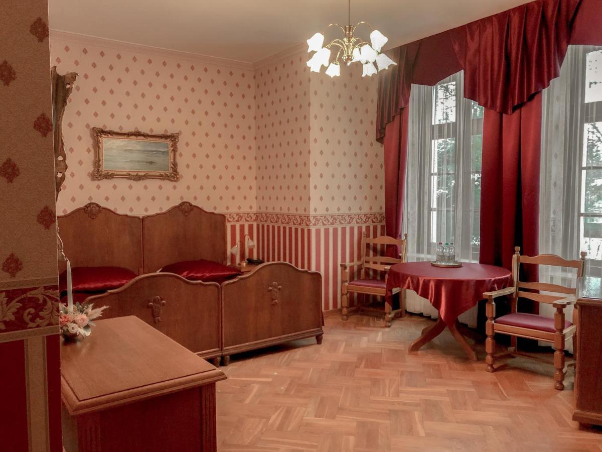 Palac Baloszyce Susz Kültér fotó